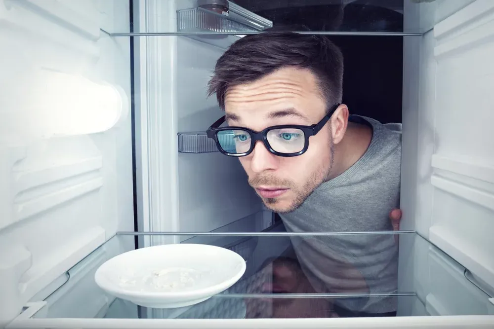Как избежать проблем с холодильником в жаркое лето